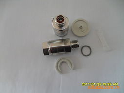 华强广场的网络经营部与小小水晶头背后的科技脉搏